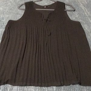 Sanctuary pleated sleeveless top size m